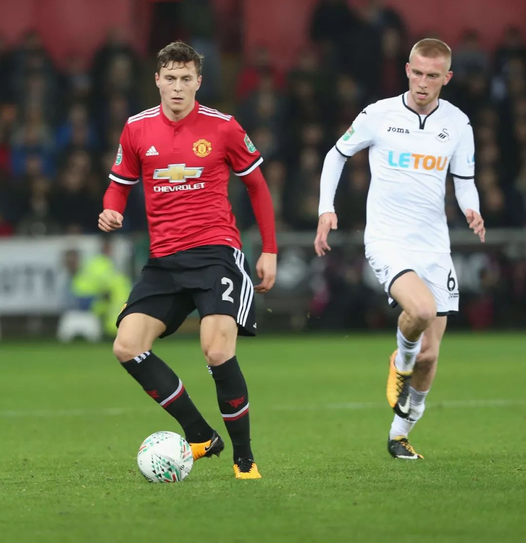 二线赛场中 二线赛场中